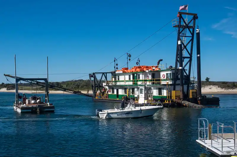 Photo of dredge plant Scrod II